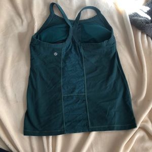 Lululemon Authentica workout shirt